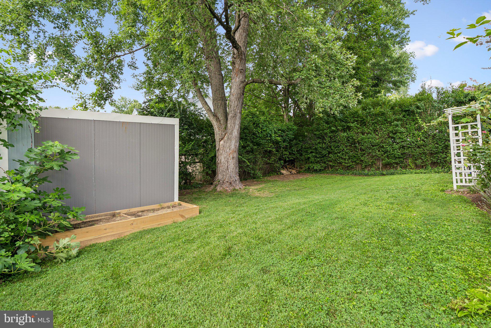 GARRETT PARK ESTATES - Residential