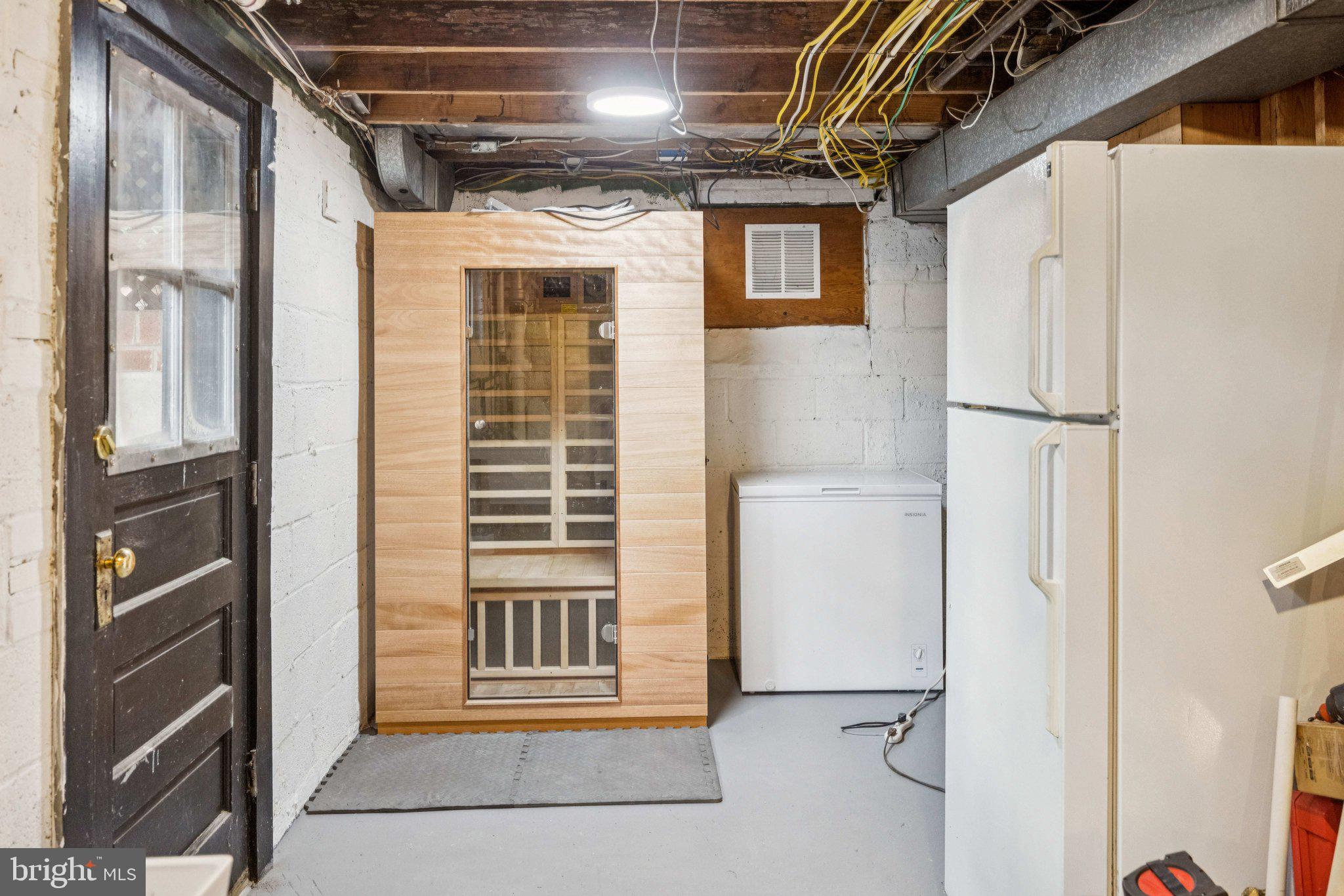 GARRETT PARK ESTATES - Residential