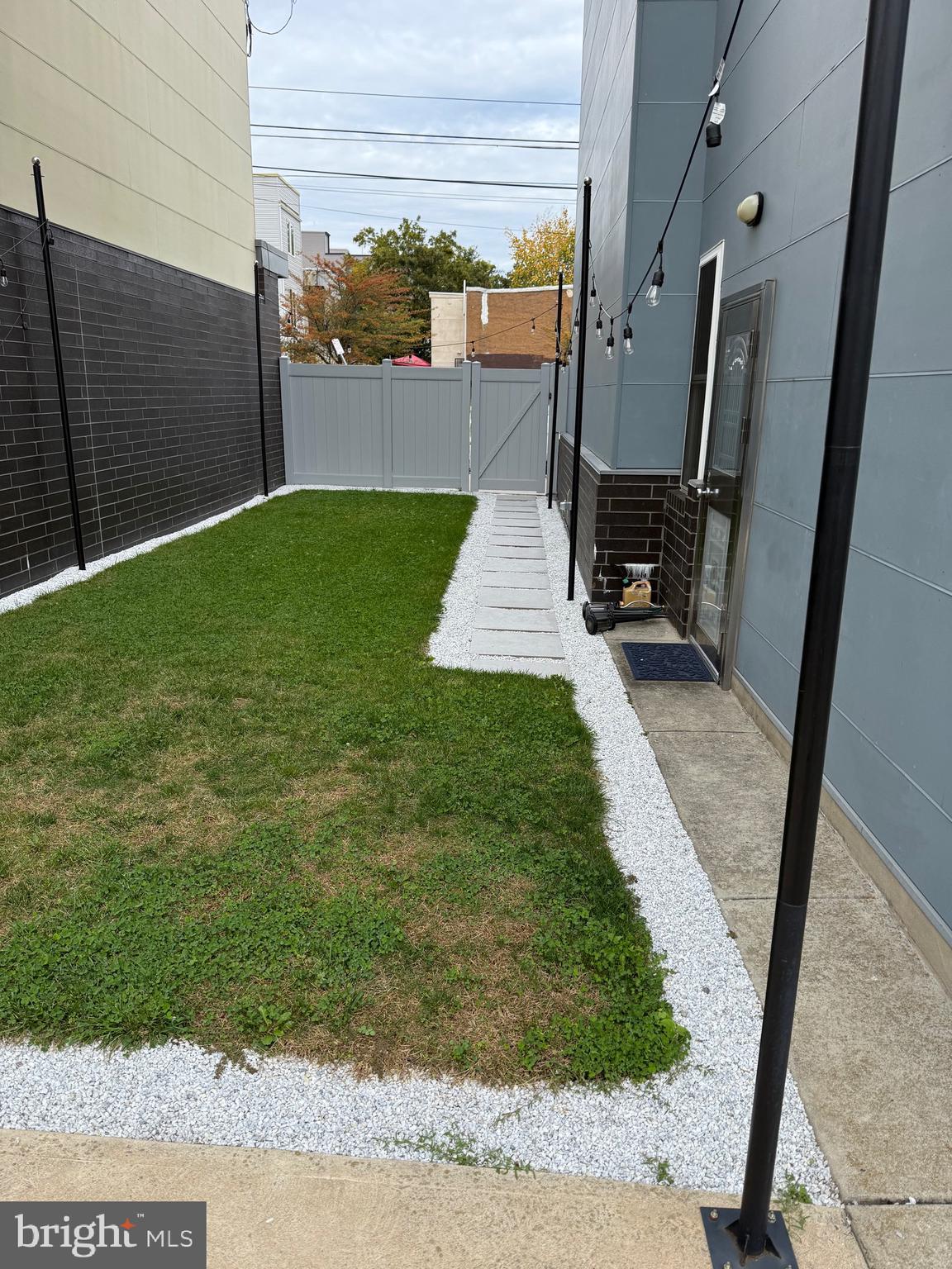 NORRIS SQUARE - Residential