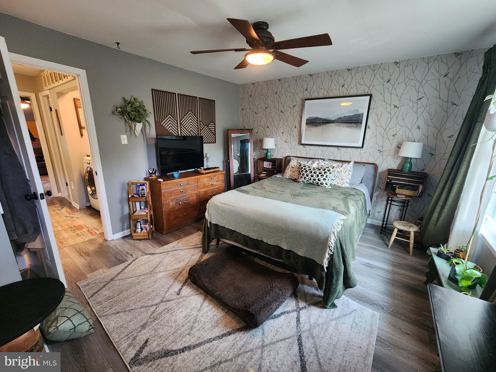 LIBERTY SQUARE - Residential