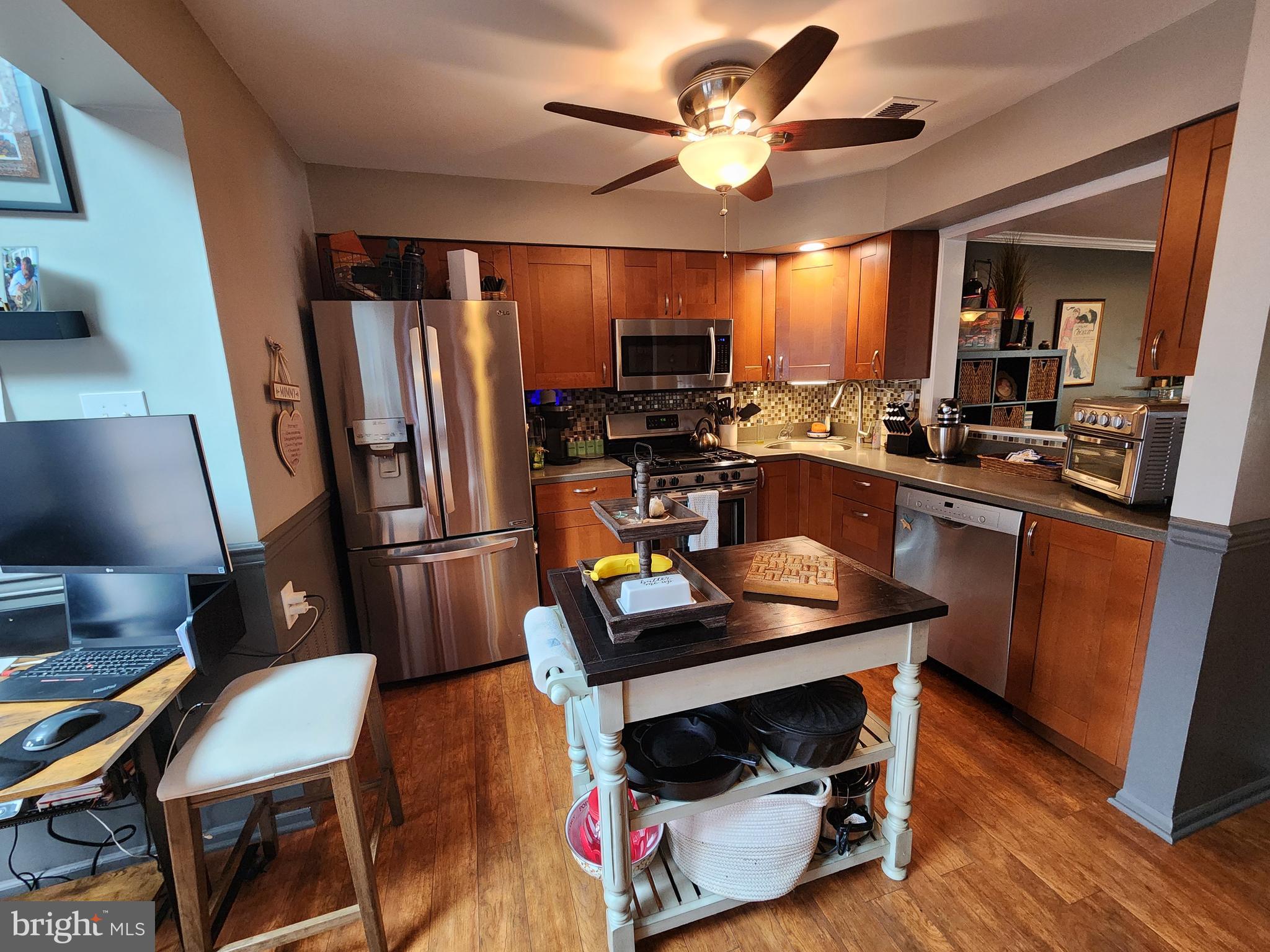 LIBERTY SQUARE - Residential