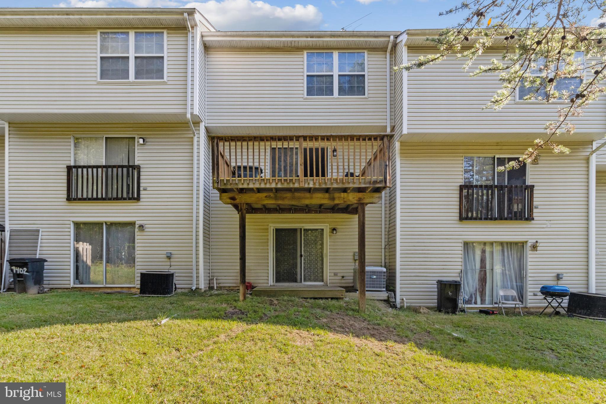 PUTNAM GREEN - Residential