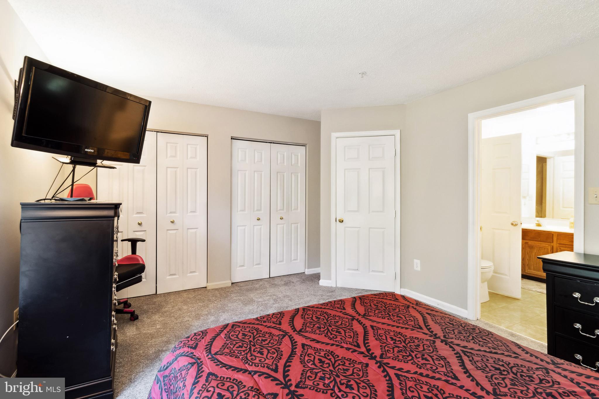 PUTNAM GREEN - Residential