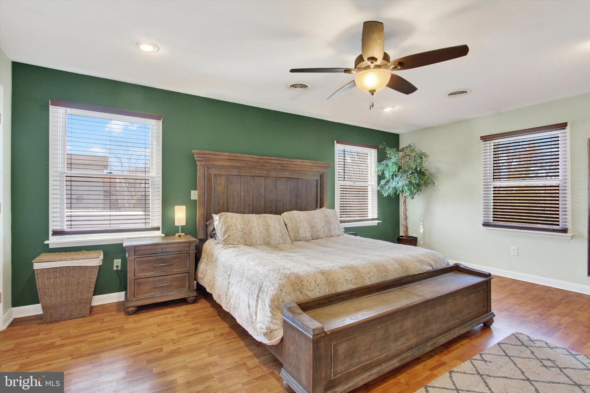 LAKE MEADE - Residential