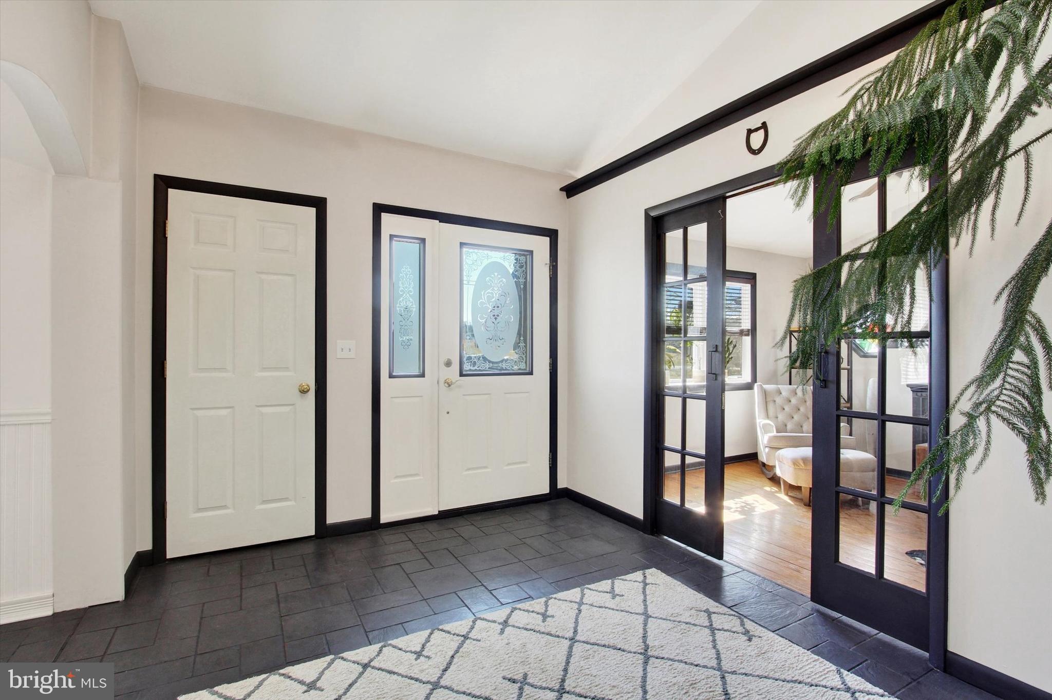 LAKE MEADE - Residential