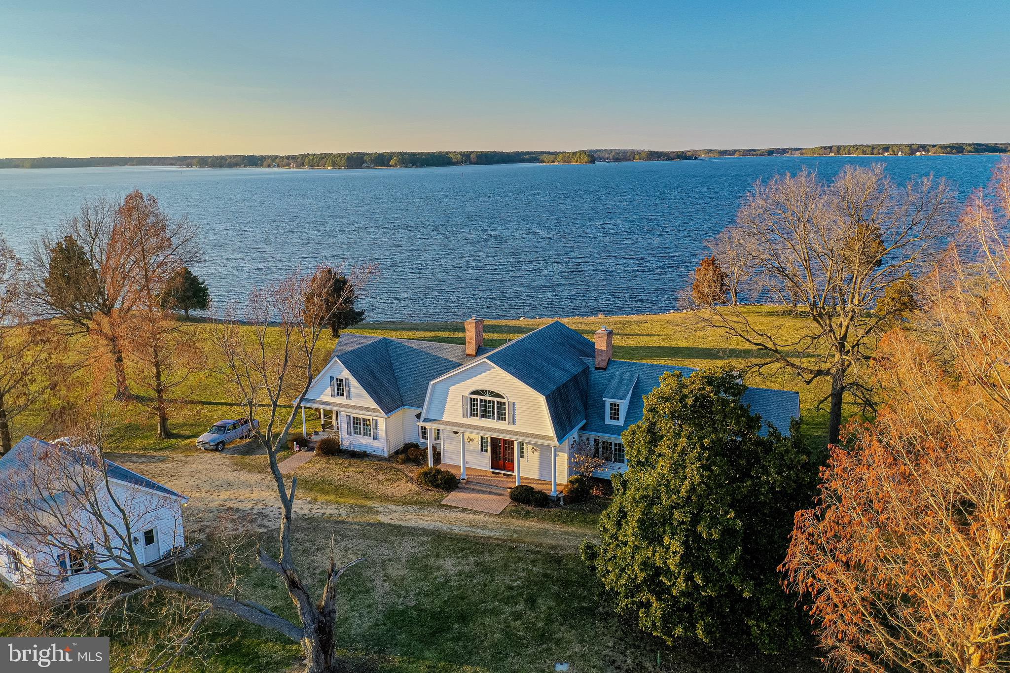 CEDAR POINT - Residential