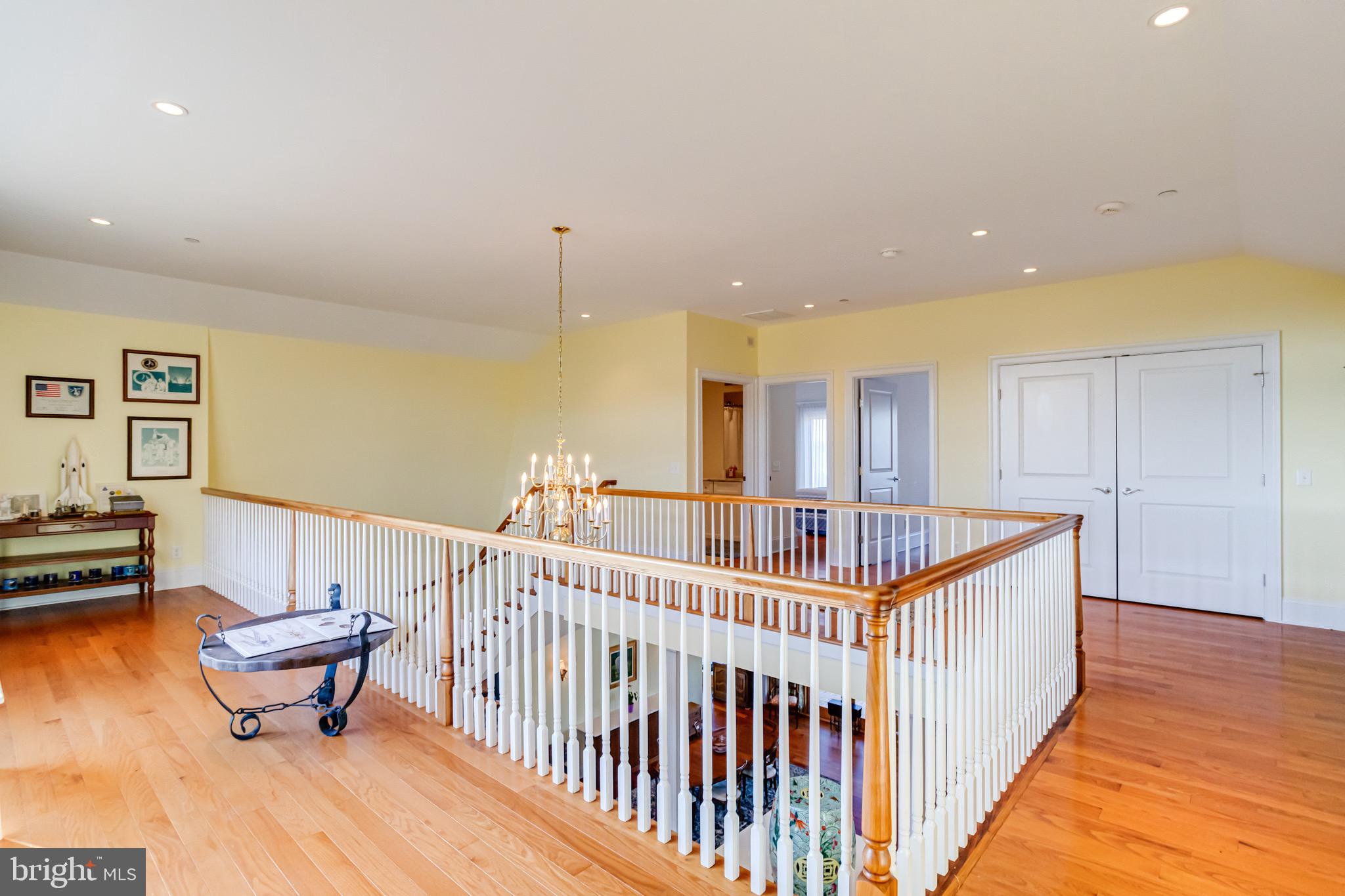 CEDAR POINT - Residential