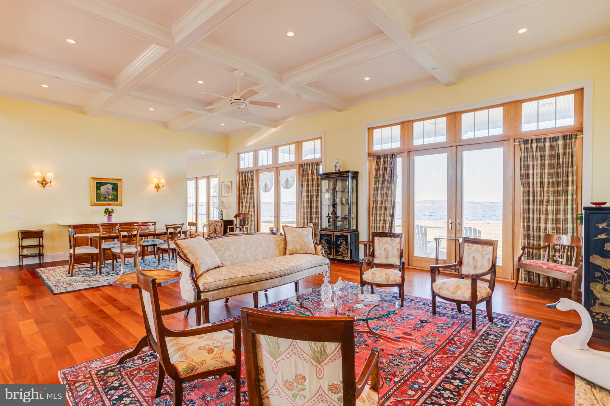 CEDAR POINT - Residential