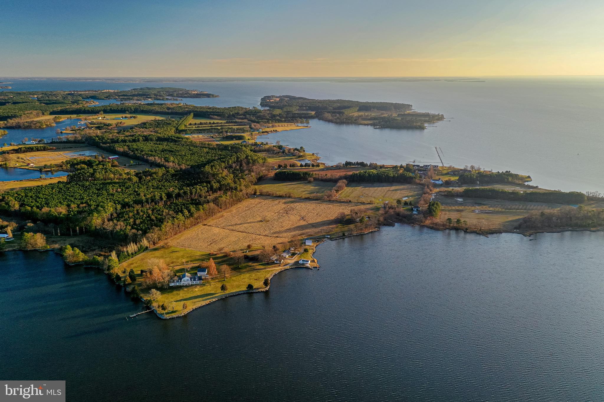 CEDAR POINT - Residential