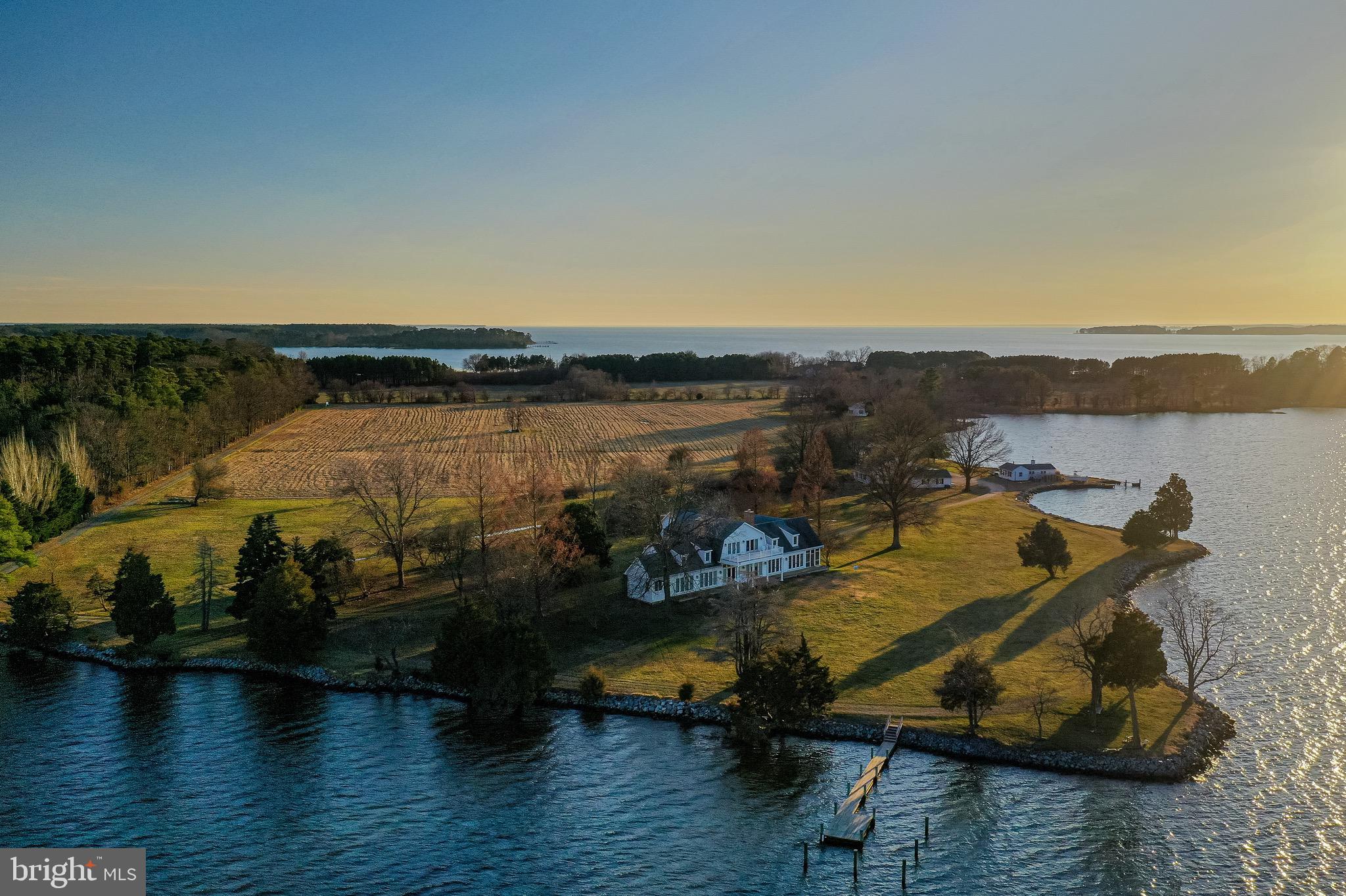 CEDAR POINT - Residential