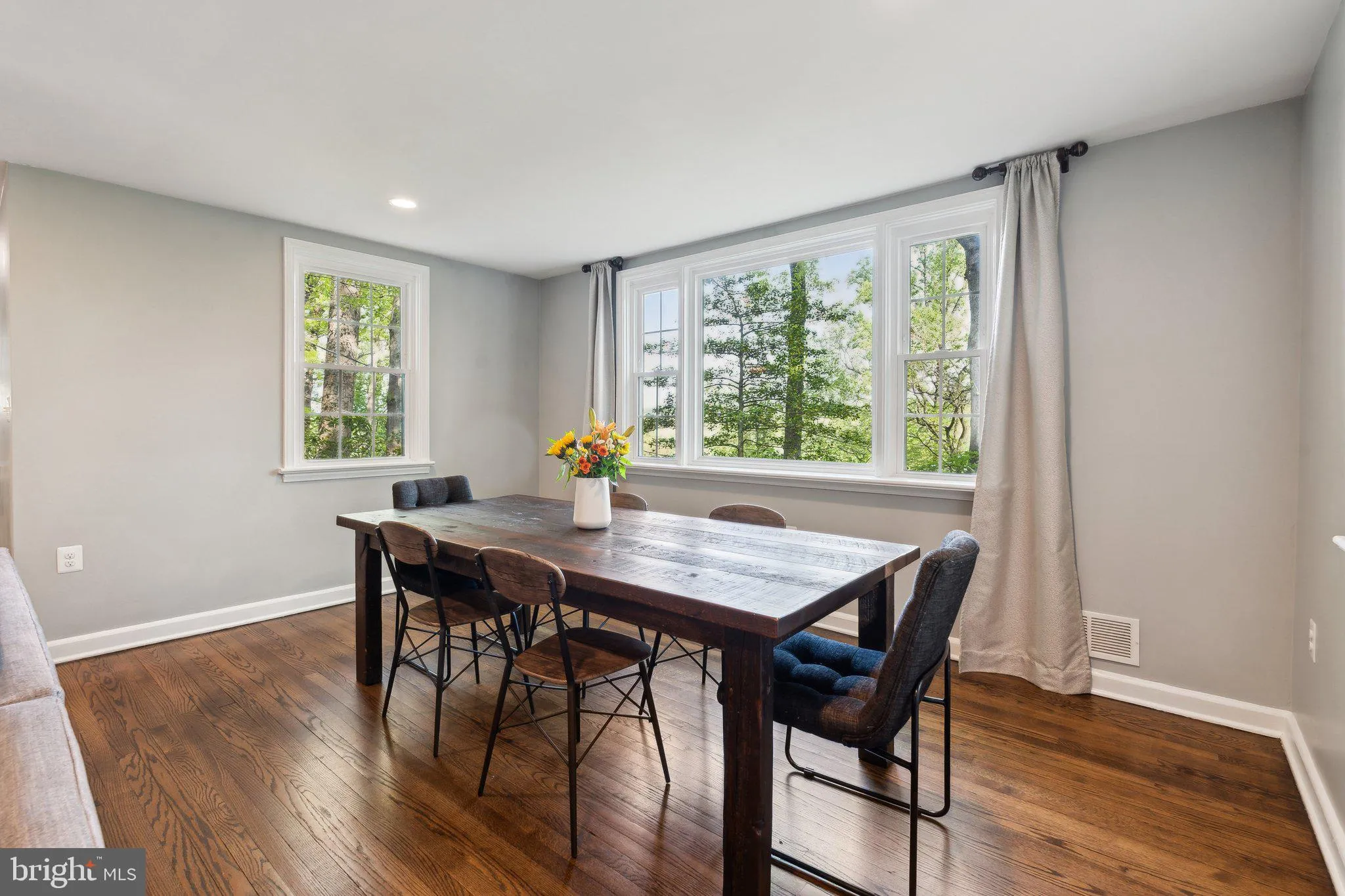 Towson, Maryland 21204, United States, 4 Bedrooms Bedrooms, ,3 BathroomsBathrooms,Residential,Contingent,122131