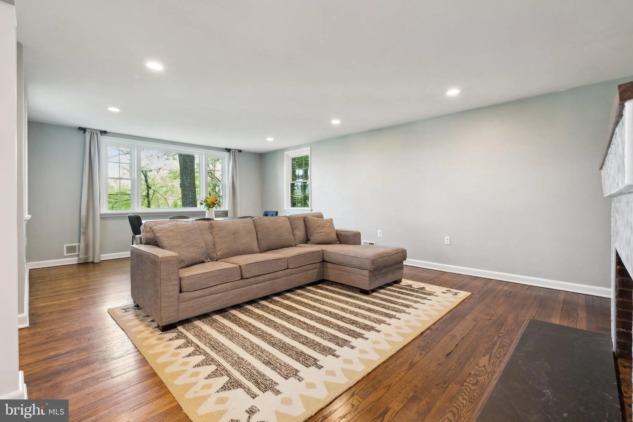 Towson, Maryland 21204, United States, 4 Bedrooms Bedrooms, ,3 BathroomsBathrooms,Residential,Contingent,122131