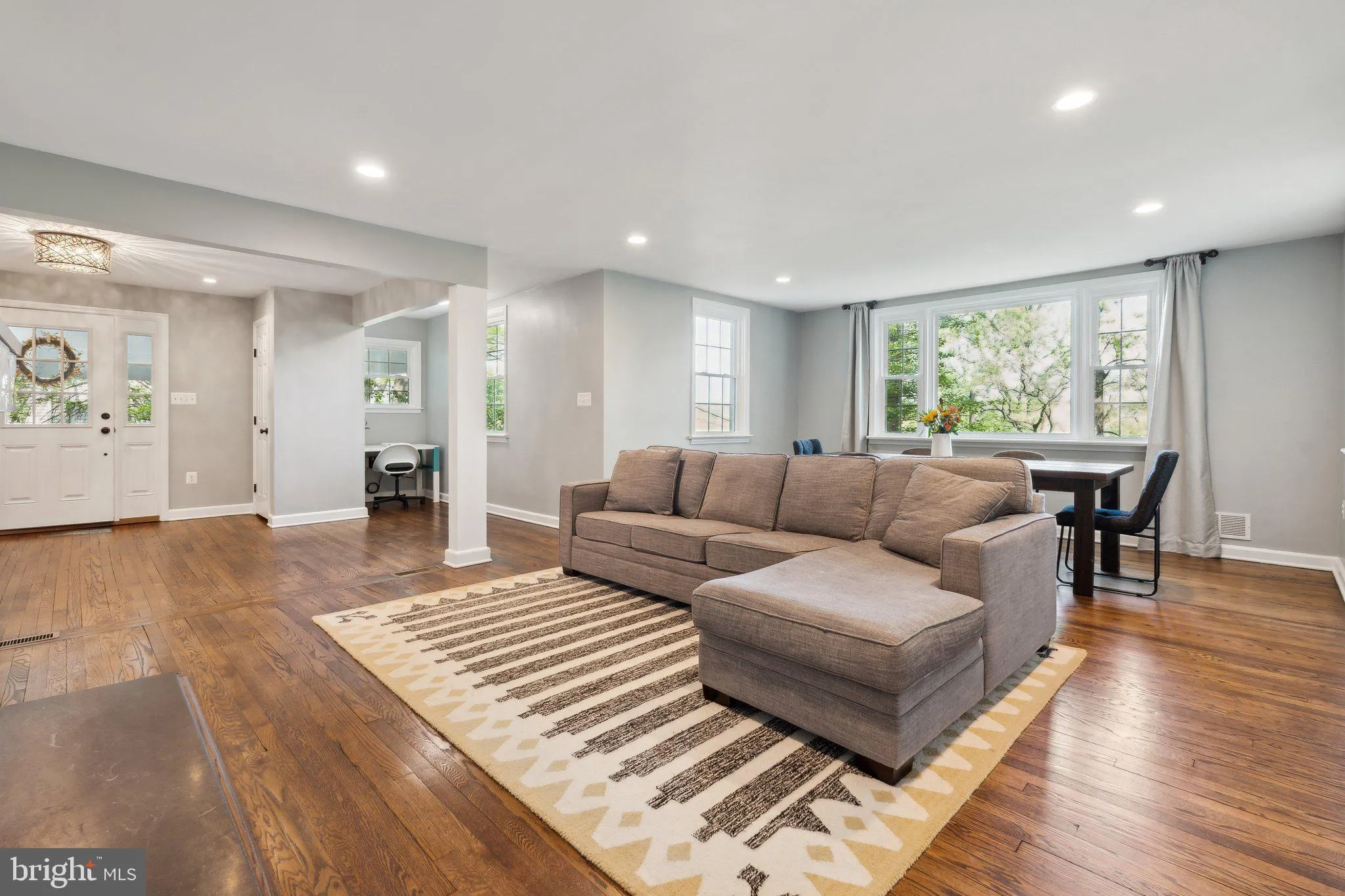 Towson, Maryland 21204, United States, 4 Bedrooms Bedrooms, ,3 BathroomsBathrooms,Residential,Contingent,122131