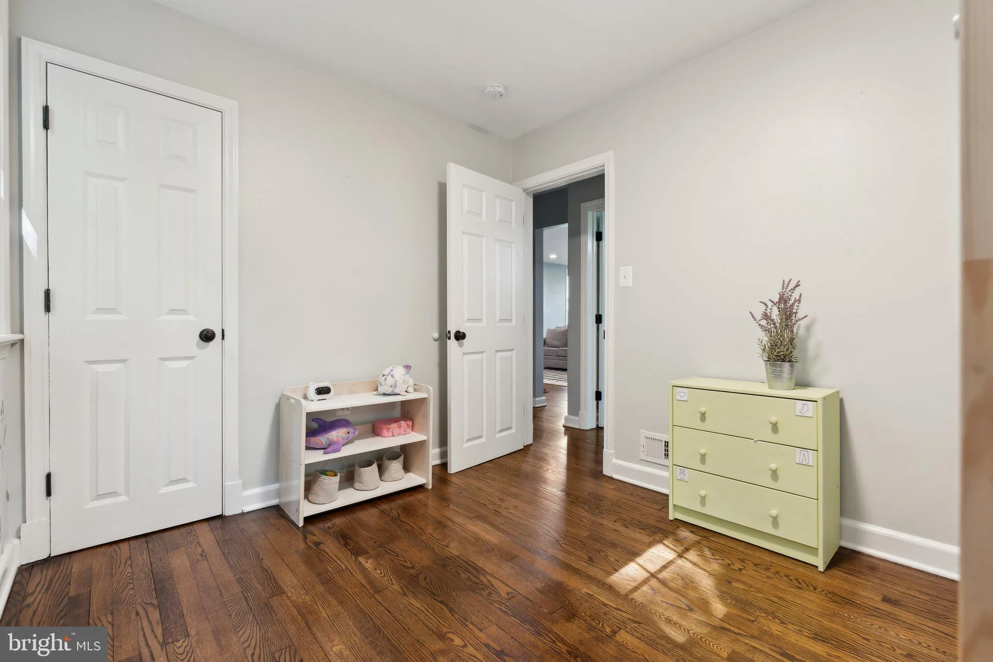 Towson, Maryland 21204, United States, 4 Bedrooms Bedrooms, ,3 BathroomsBathrooms,Residential,Contingent,122131