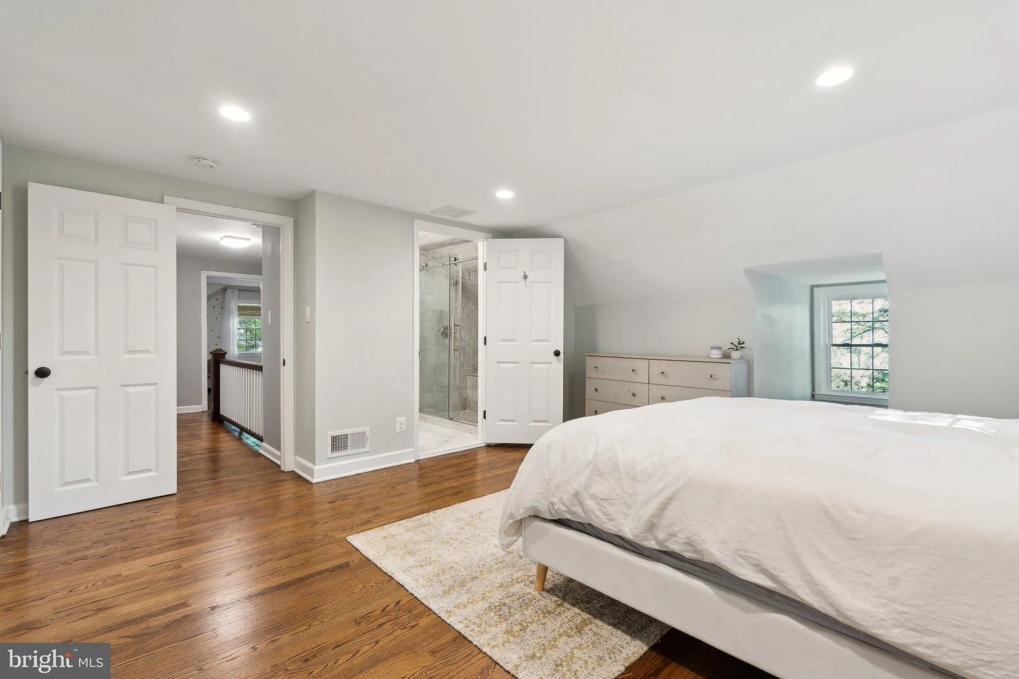 Towson, Maryland 21204, United States, 4 Bedrooms Bedrooms, ,3 BathroomsBathrooms,Residential,Contingent,122131