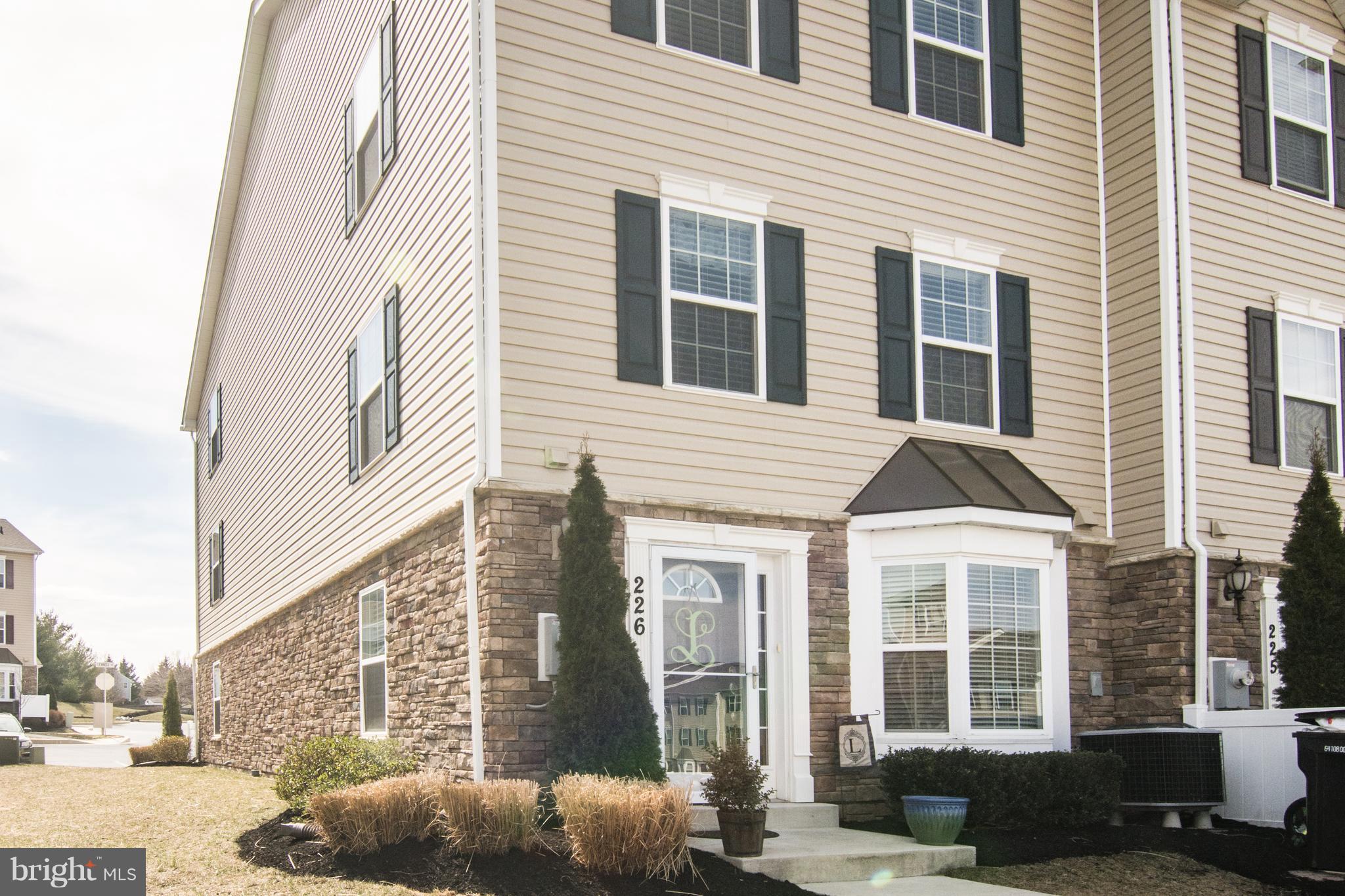 RESERVOIR RIDGE - Residential