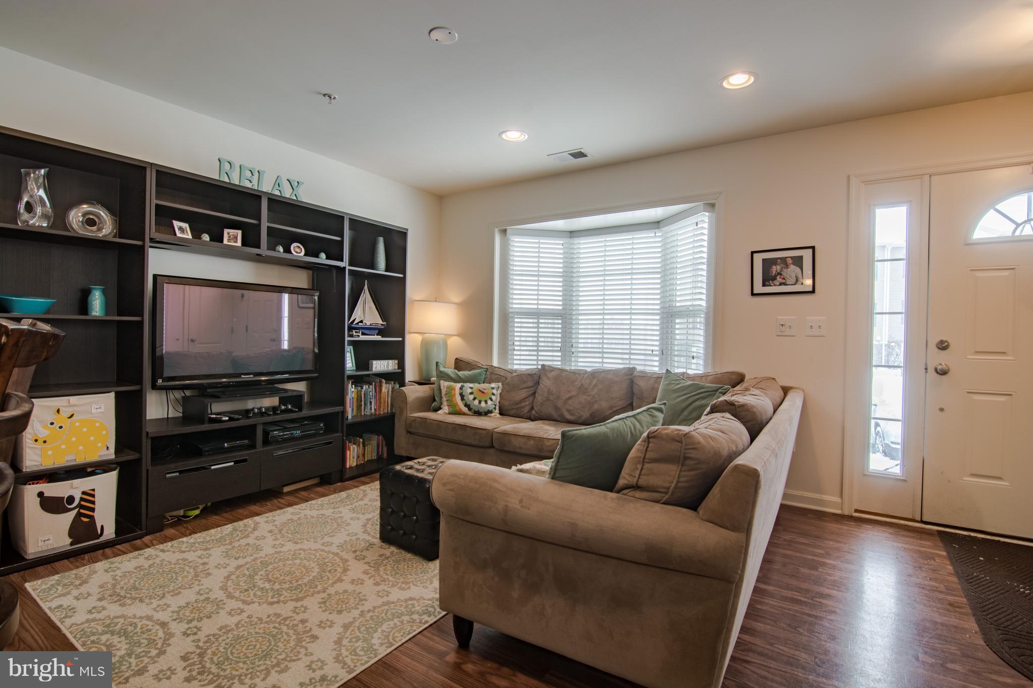 RESERVOIR RIDGE - Residential