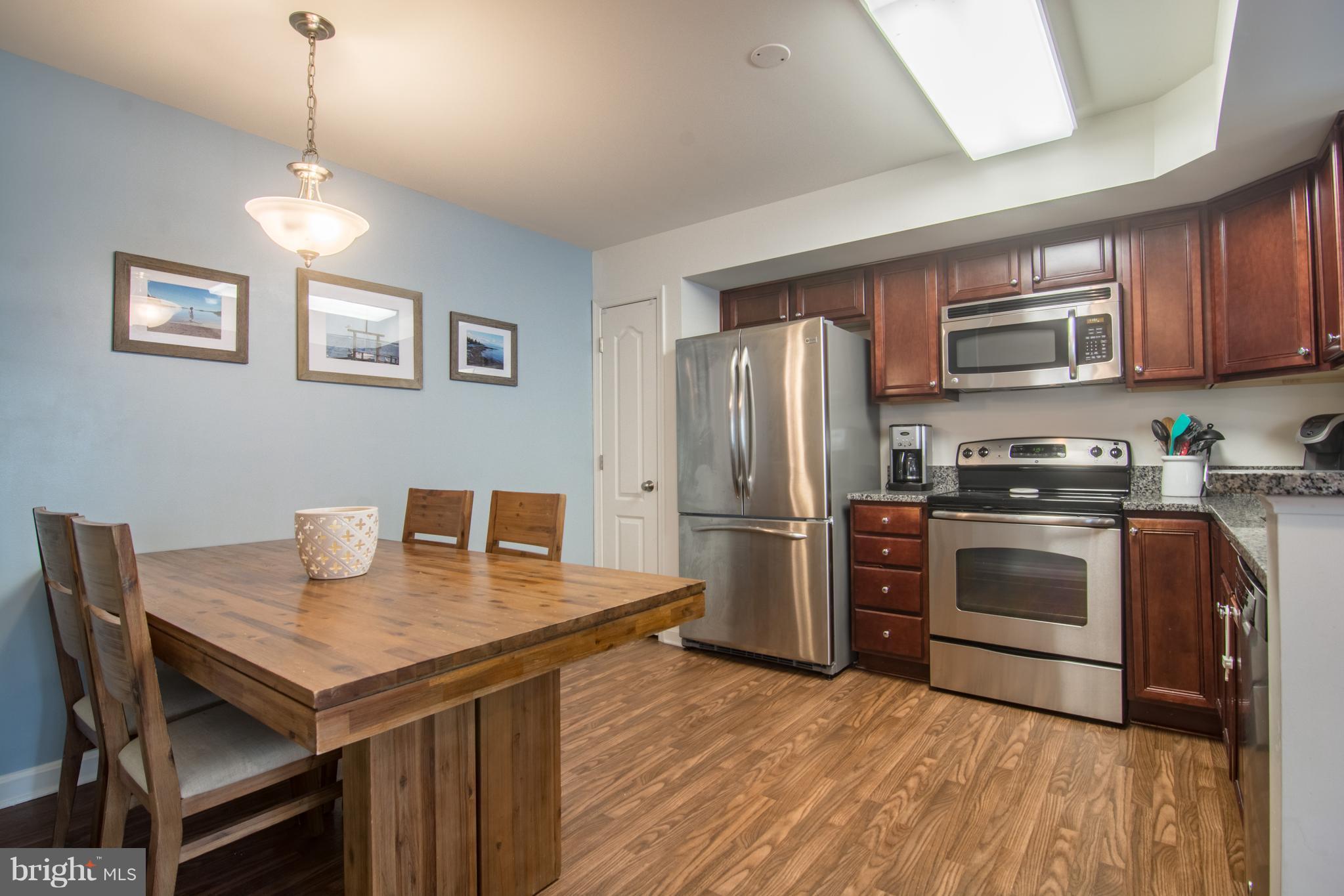 RESERVOIR RIDGE - Residential