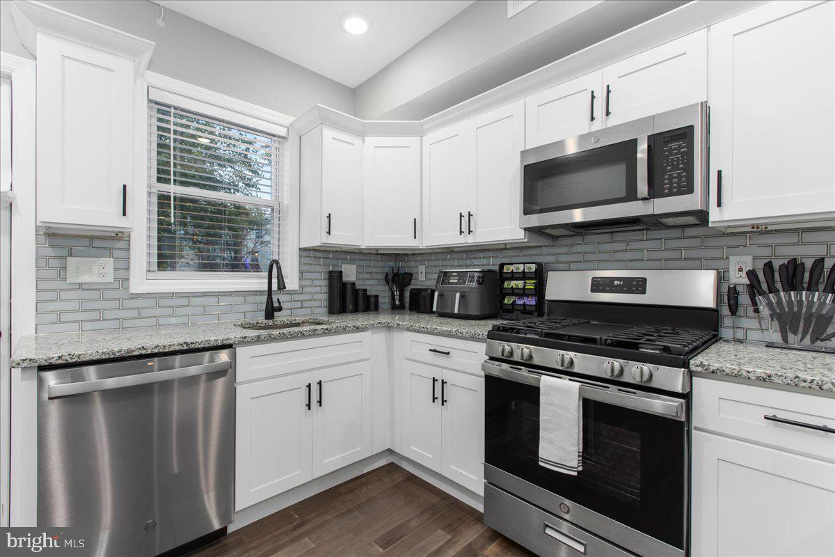 PARK HEIGHTS - Residential