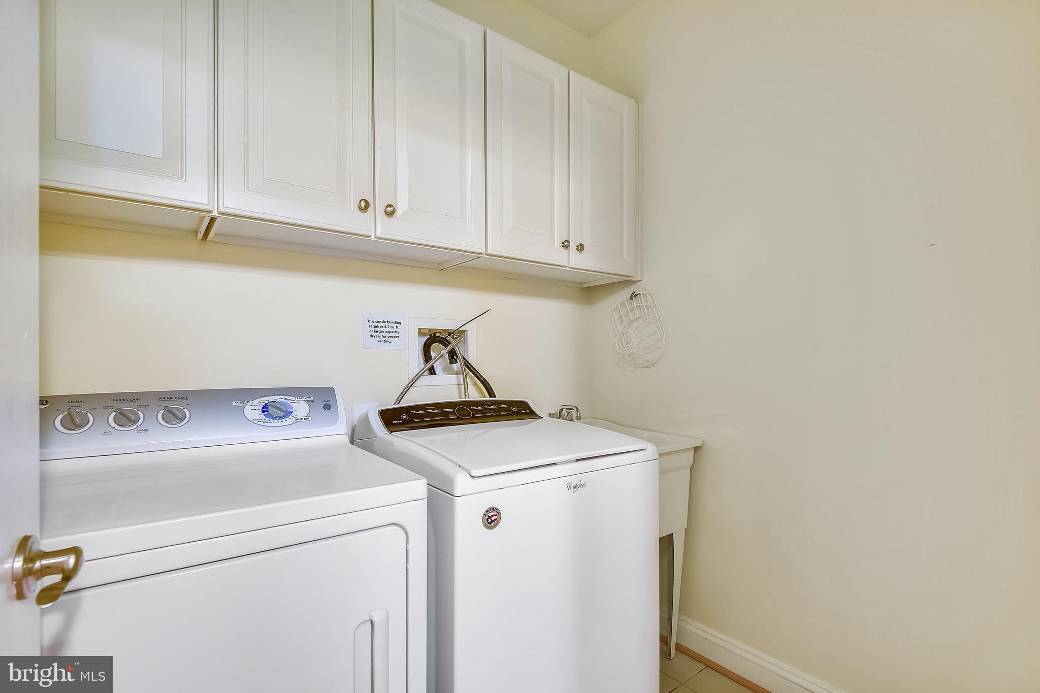 THE BLUFFS AT QUARRY LAKE - Residential