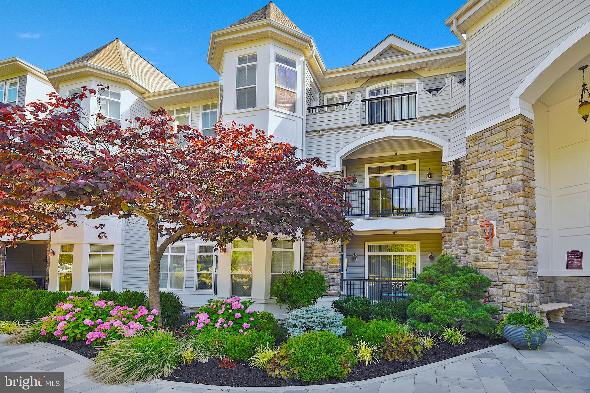 THE BLUFFS AT QUARRY LAKE - Residential