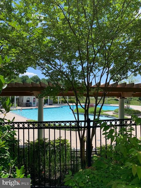 THE BLUFFS AT QUARRY LAKE - Residential