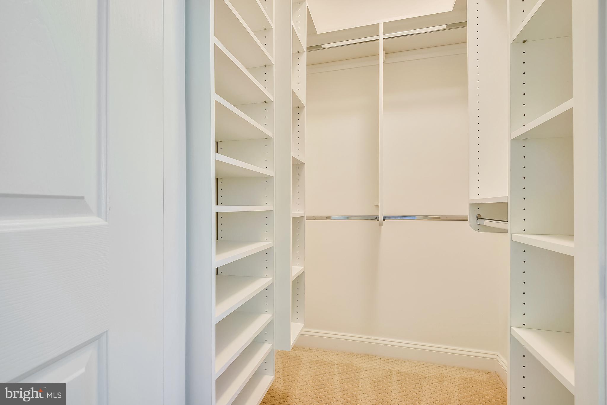 THE BLUFFS AT QUARRY LAKE - Residential