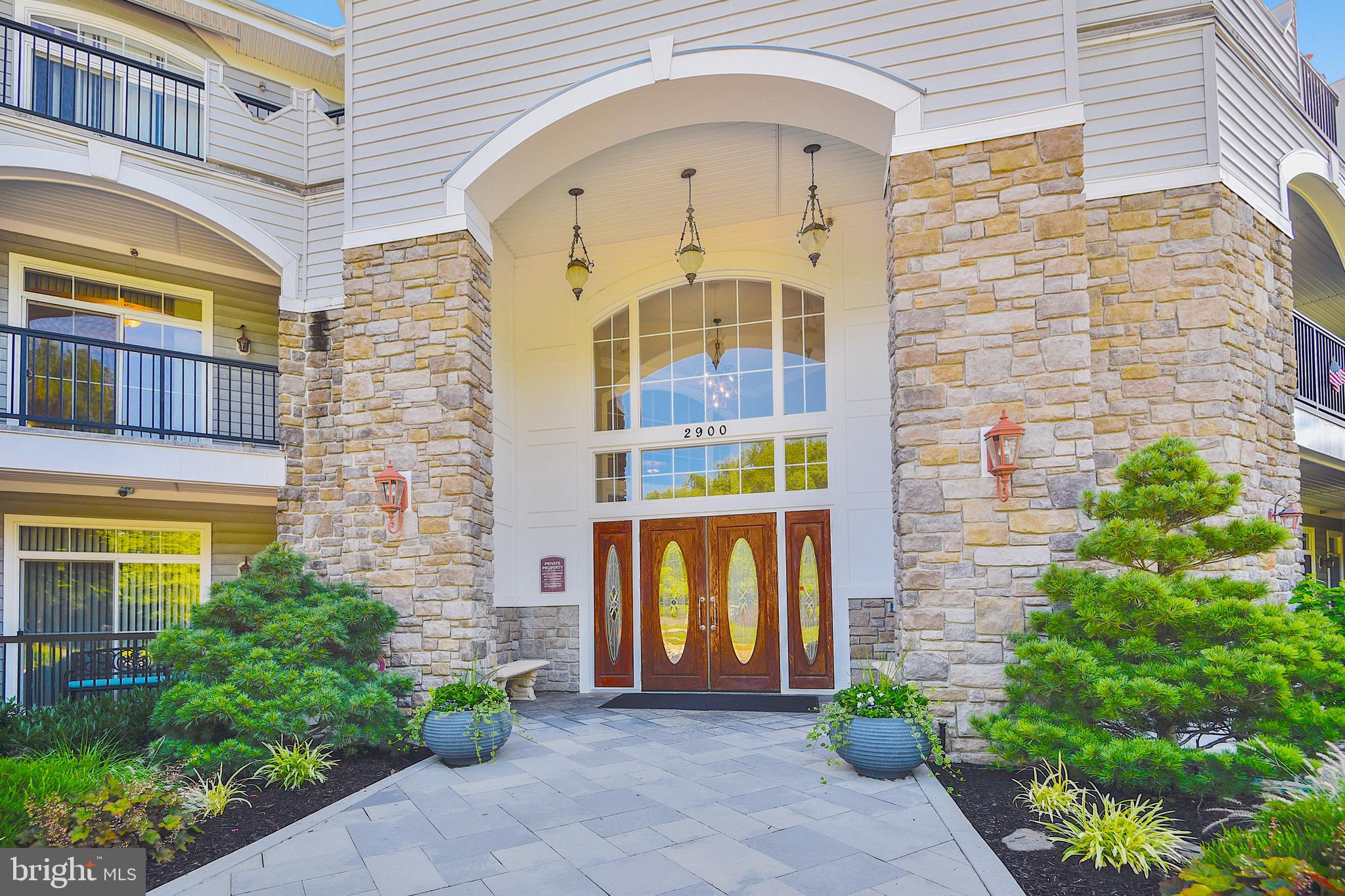 THE BLUFFS AT QUARRY LAKE - Residential