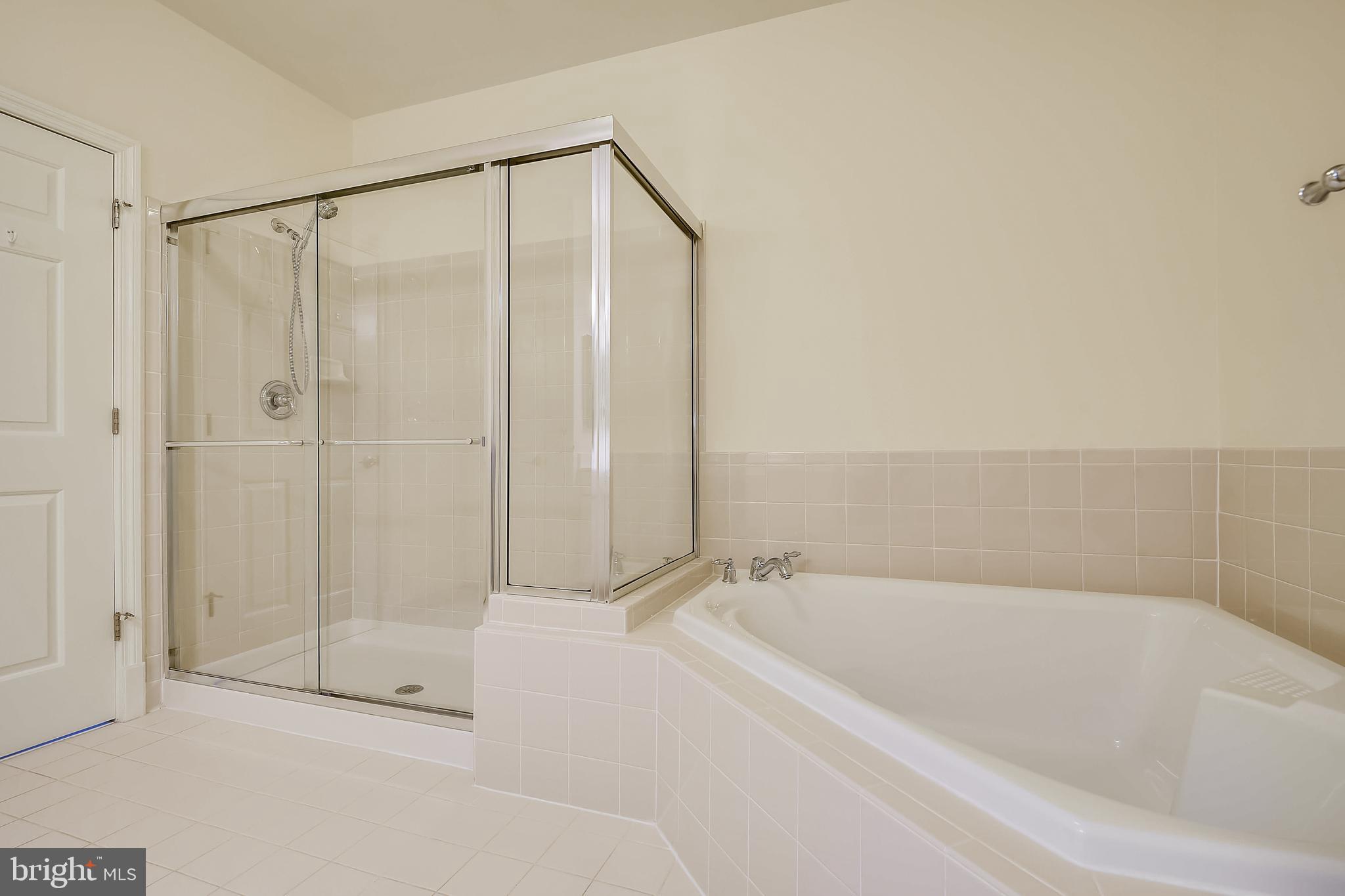 THE BLUFFS AT QUARRY LAKE - Residential