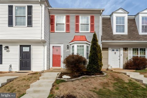 8622 BRAXTED LANE MANASSAS VA 20110