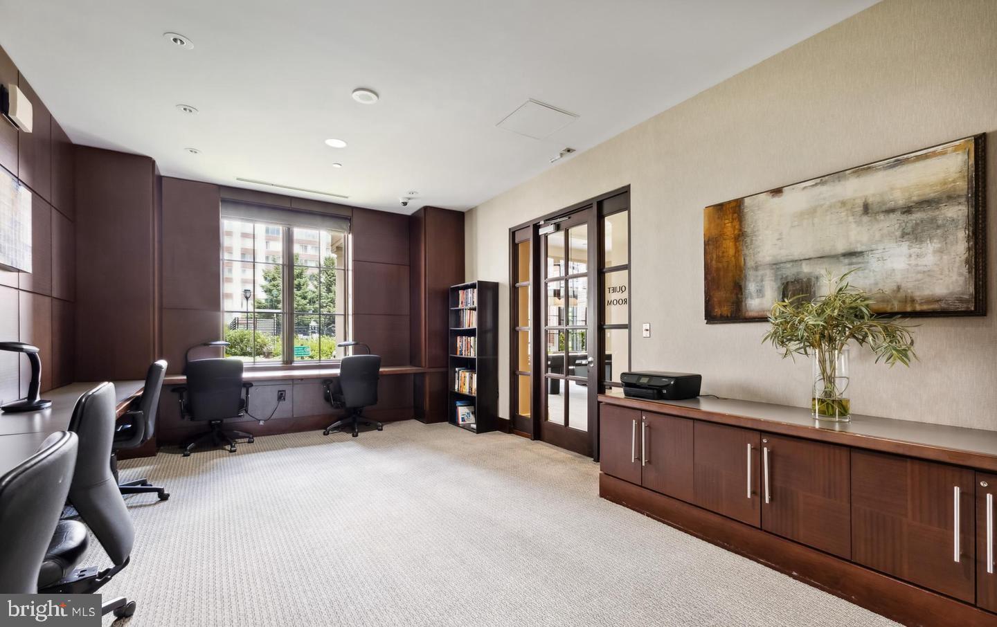 GALLERY AT WHITE FLINT - Residential Lease