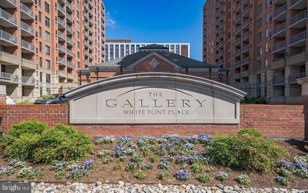 Photo of 11710 Old Georgetown Road #1206, NORTH BETHESDA, MD 20852 (MLS # MDMC2207208)