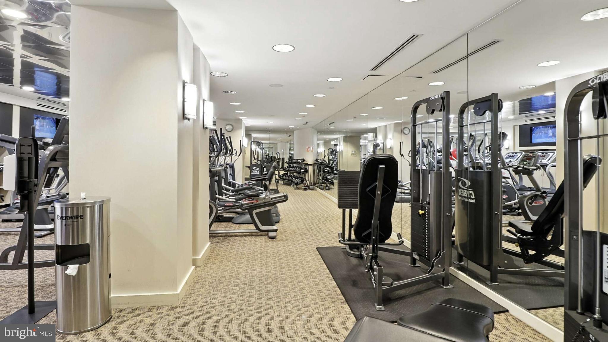 GALLERY AT WHITE FLINT - Residential Lease