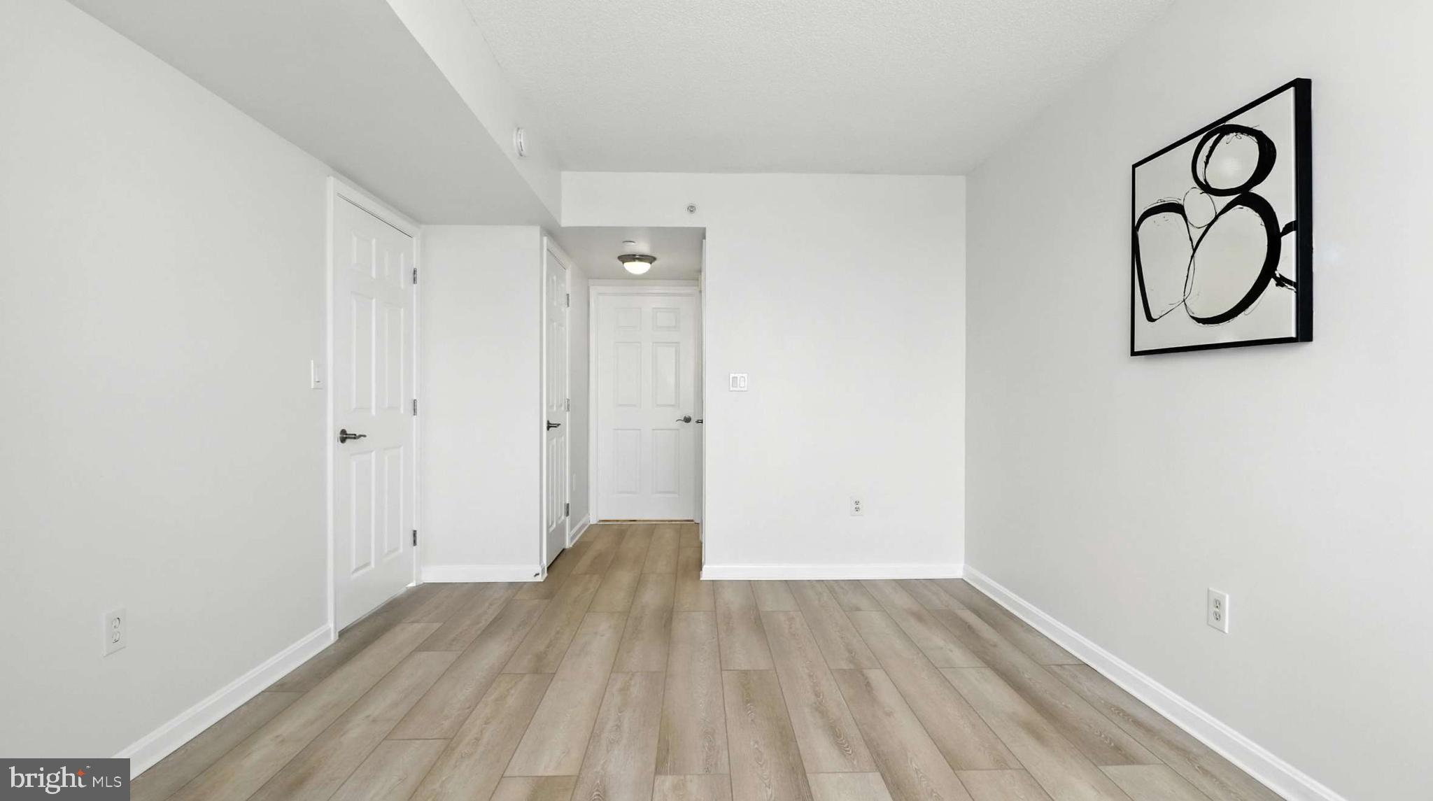 GALLERY AT WHITE FLINT - Residential Lease