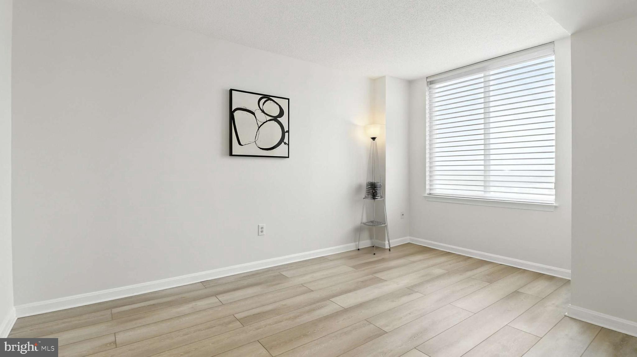 GALLERY AT WHITE FLINT - Residential Lease