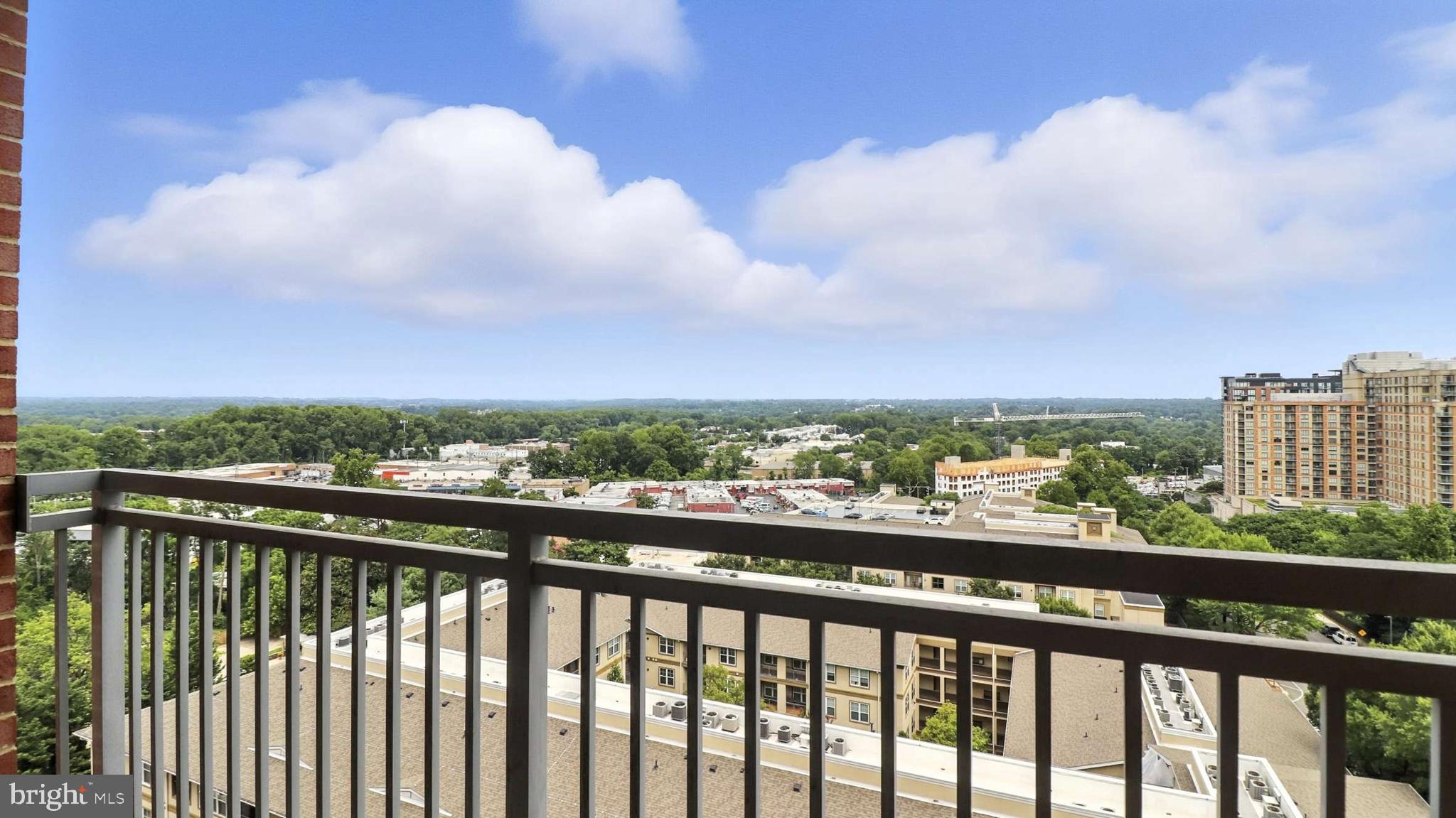 GALLERY AT WHITE FLINT - Residential Lease