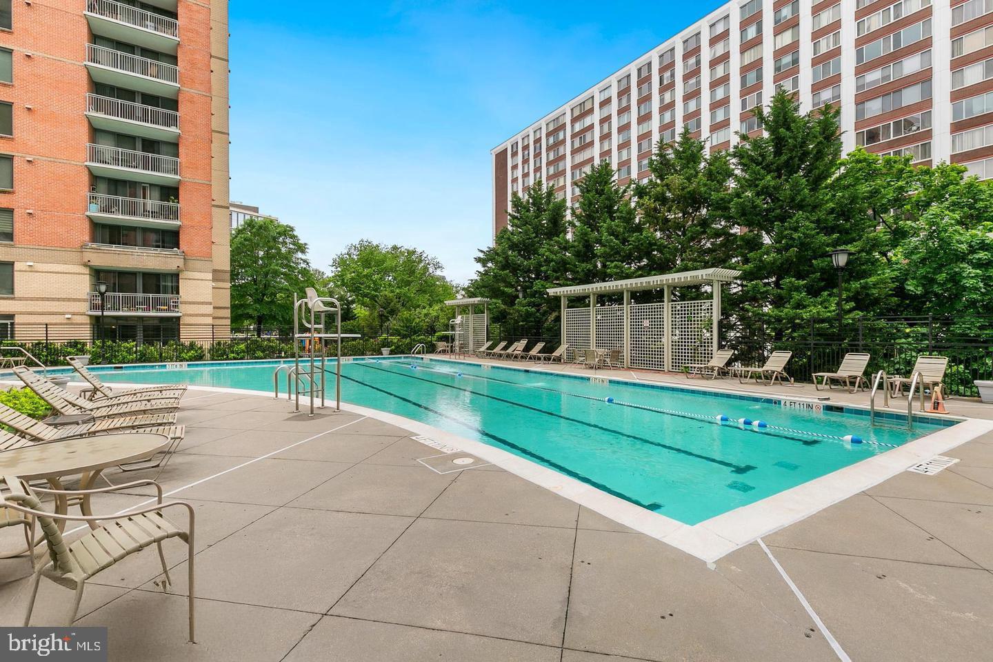 GALLERY AT WHITE FLINT - Residential Lease