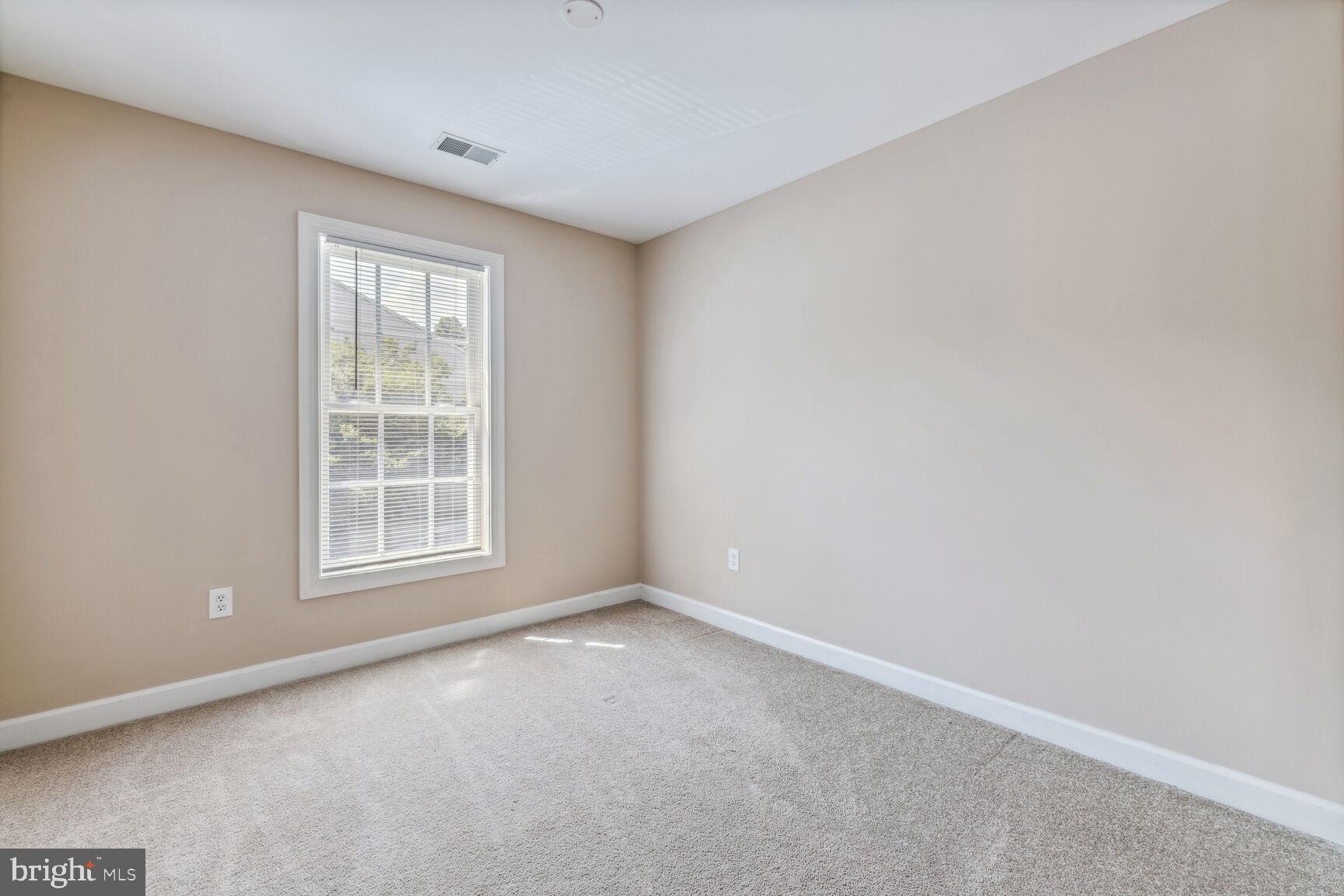 POTOMAC CHASE - Residential