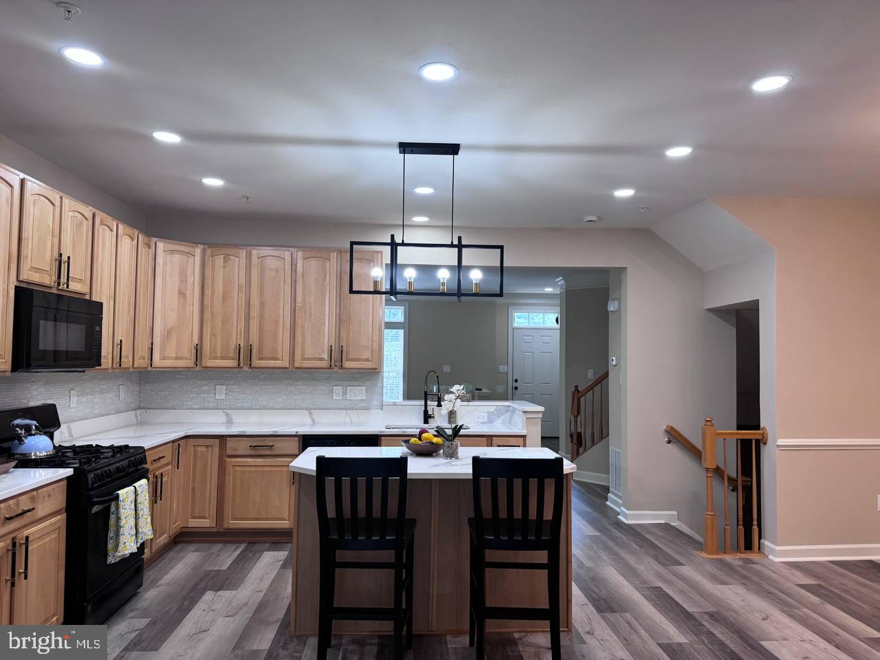 POTOMAC CHASE - Residential