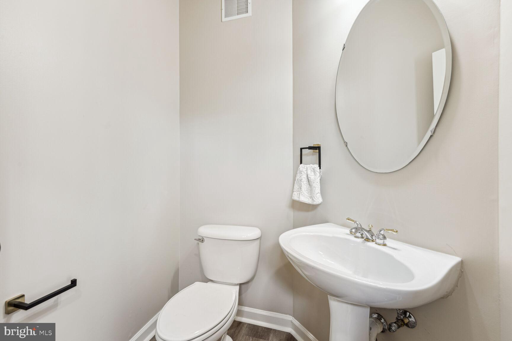 POTOMAC CHASE - Residential