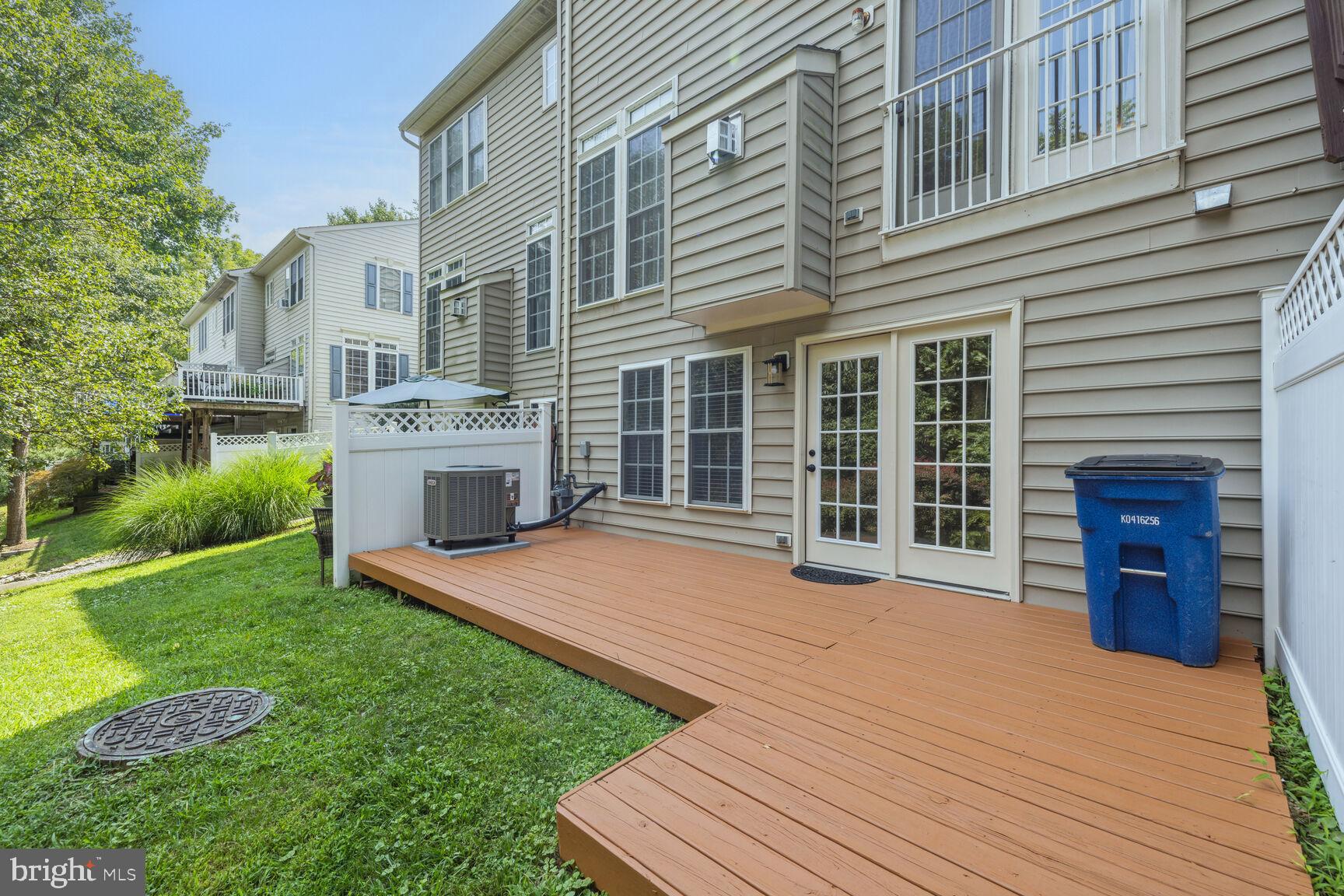 POTOMAC CHASE - Residential