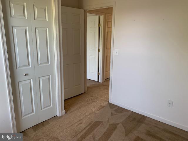 LAKELAND PLACE - Residential Lease