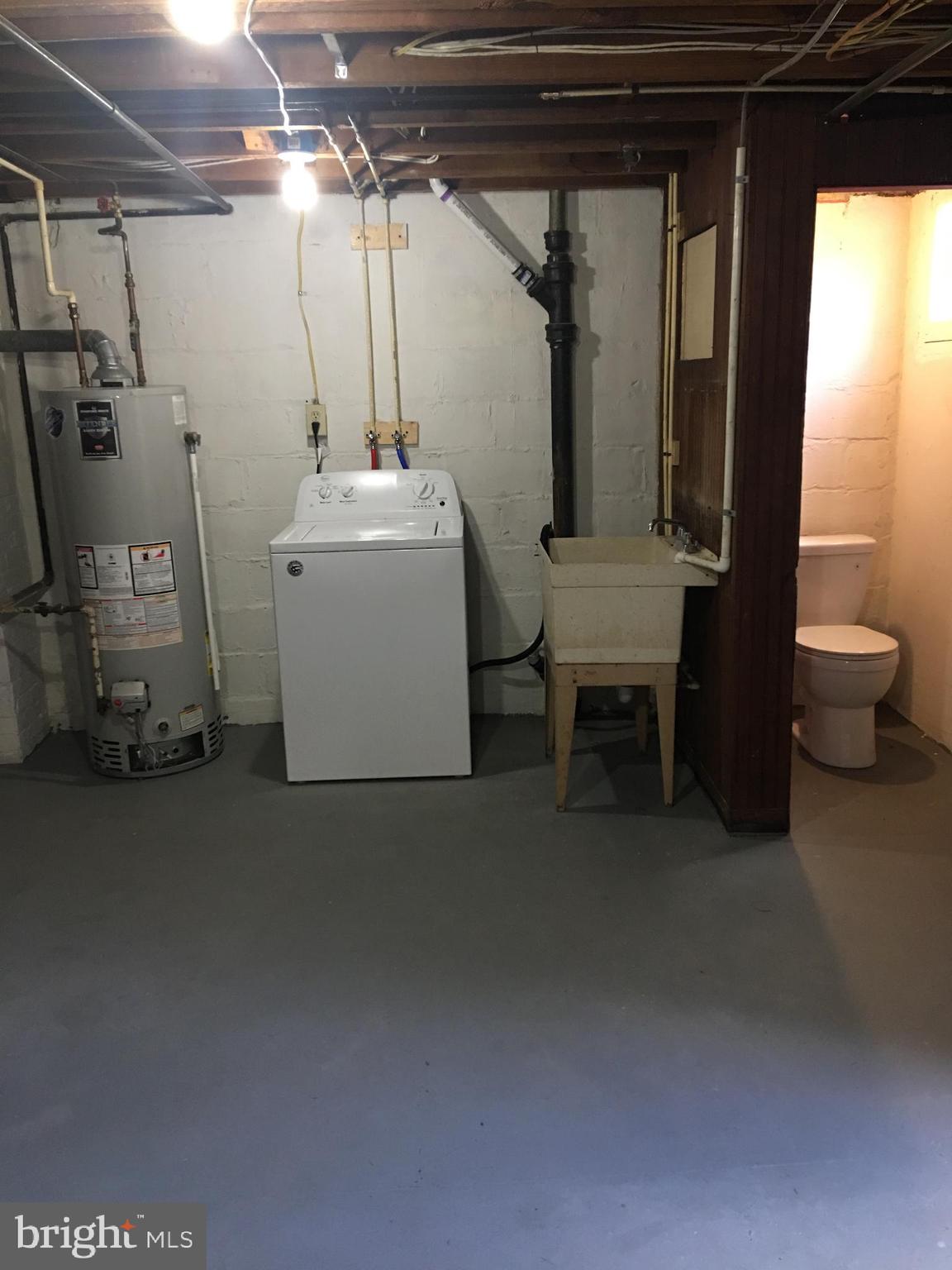 NEW NORTHWOOD - Residential Lease