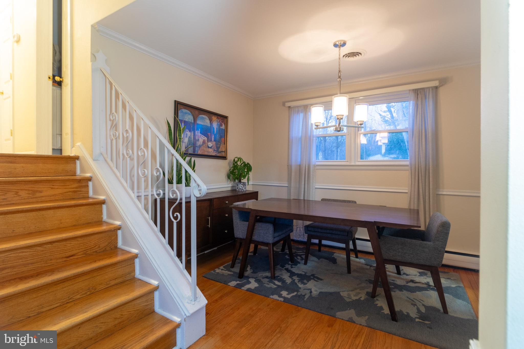 SHERWOOD FOREST - Residential