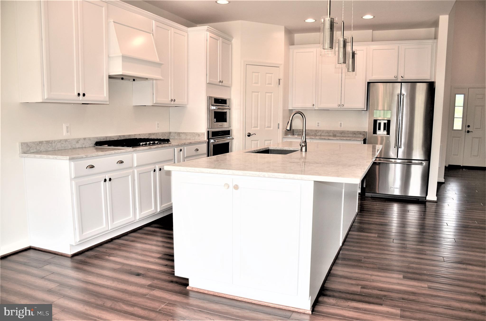 DOVE HILL ESTATES - Residential