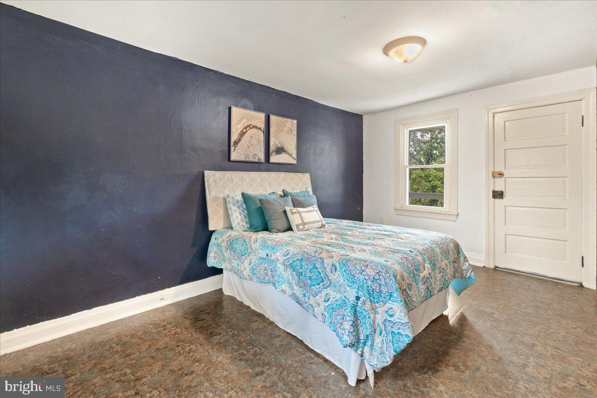 CLEAR SPRING - Residential