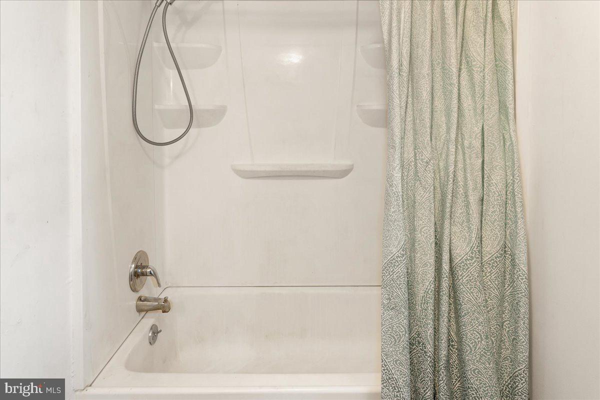 CLEAR SPRING - Residential