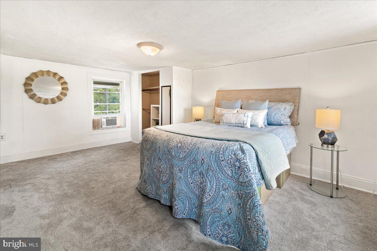 CLEAR SPRING - Residential