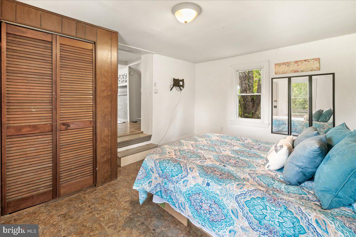 CLEAR SPRING - Residential