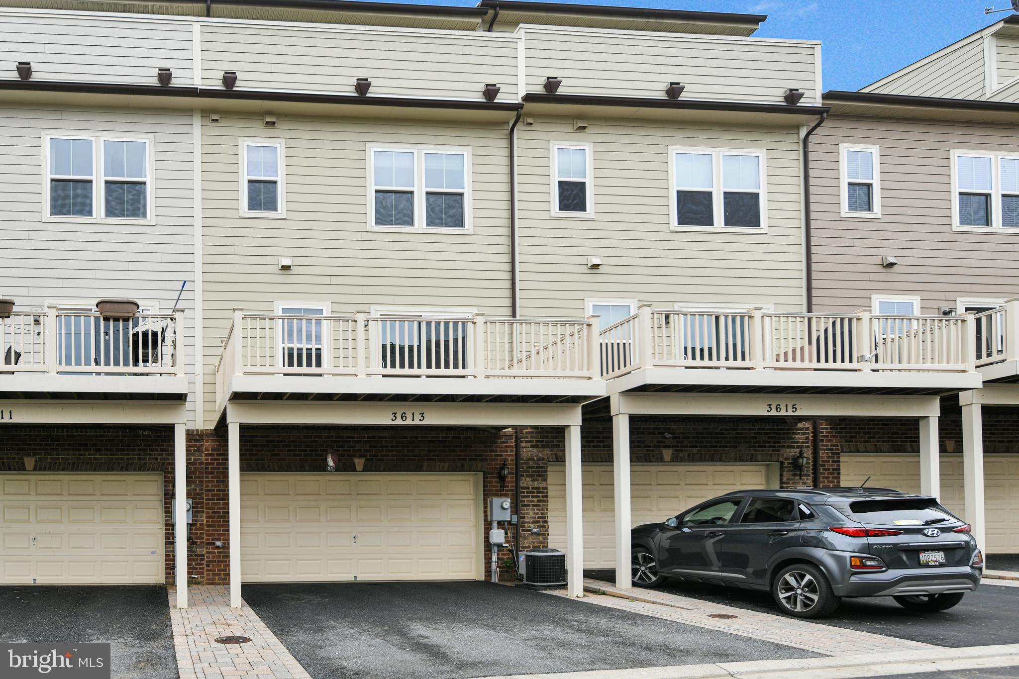 VILLAGES OF URBANA - Residential